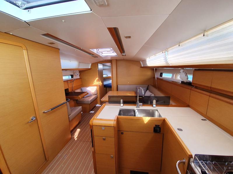 Book yachts online - sailboat - Jeanneau Sun Odyssey 409 - T-Punch - rent