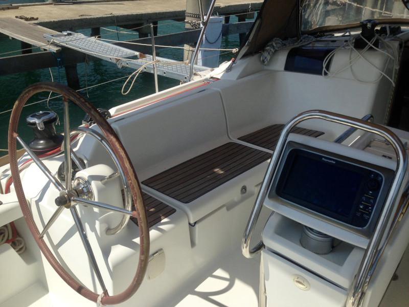 Book yachts online - sailboat - Jeanneau Sun Odyssey 409 - T-Punch - rent